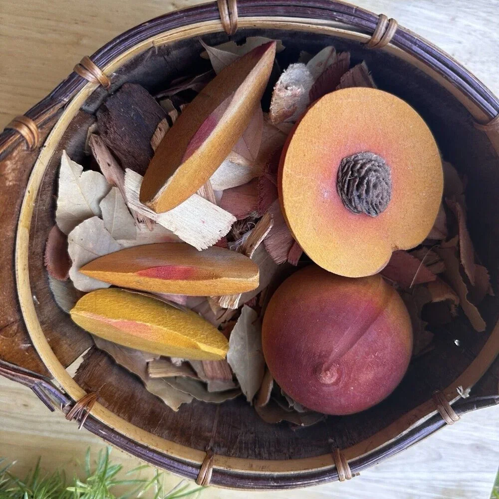 VTG Basket 12 Inch Bark Bent Wood Splint Country Market CottageCore Wooden Fruit